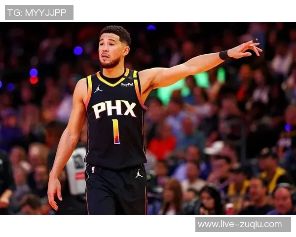 太阳主帅赞对手防守强大布克关键时刻频频得分展现实力