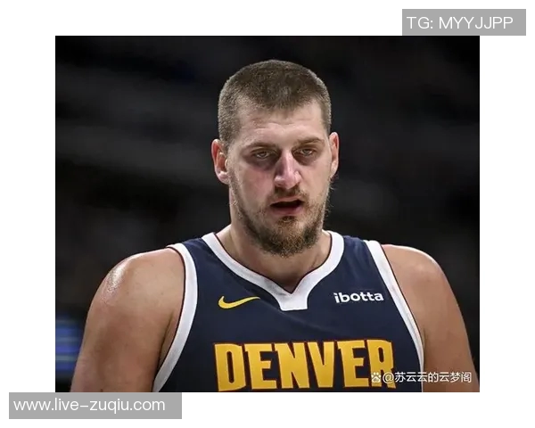 九年前的今天约基奇正式成为掘金首发球员球迷称之为约诞日