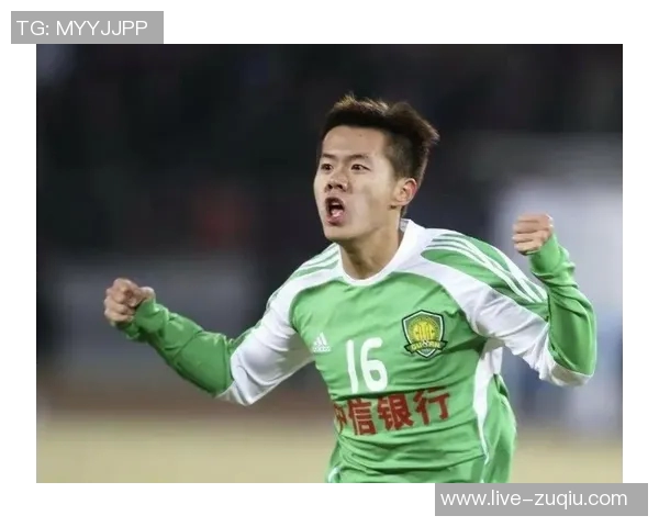 黄博文称赞蒯纪闻社媒表现出色蒯纪闻幽默回应定位球实力强大